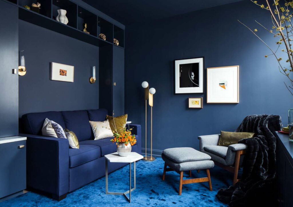 10 Interior Design Ideas to Create a Coastal Oasis in Your Shore Home, accent with blue.