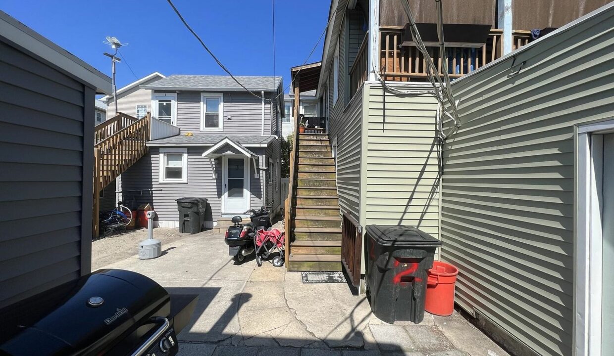 Shore Homes & Living - 117 E Andrews Ave, Wildwood, NJ 08260