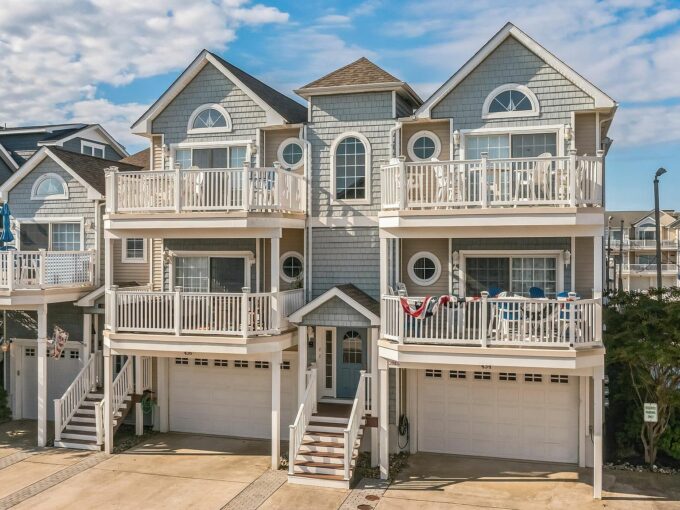 Shore Homes & Living Featuring This 3 Bed Property In Wildwood