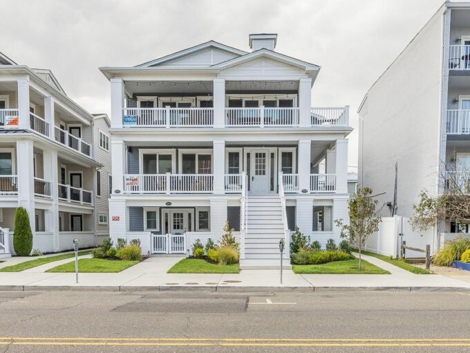 Shore Homes & Living Featuring This 5 Bed Property In Ocean City