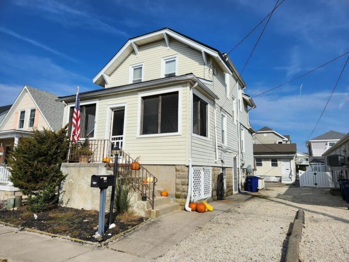 Shore Homes & Living Featuring This 4 Bed House In Stone Harbor