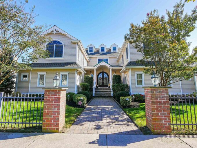 Shore Homes & Living Featuring This 7 Bed House In Ocean City