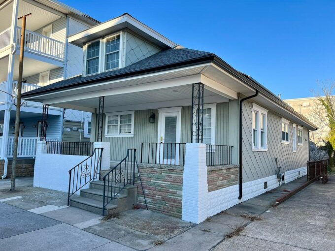 Shore Homes & Living Featuring This 4 Bed House In Wildwood