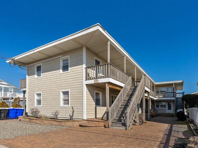Shore Homes & Living Featuring This 2 Bed Property In Avalon