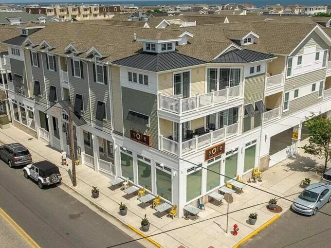 Shore Homes & Living Featuring This 3 Bed Property In Sea Isle City