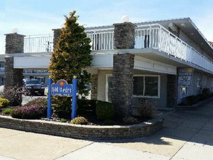 Shore Homes & Living Featuring This 2 Bed Property In Ocean City