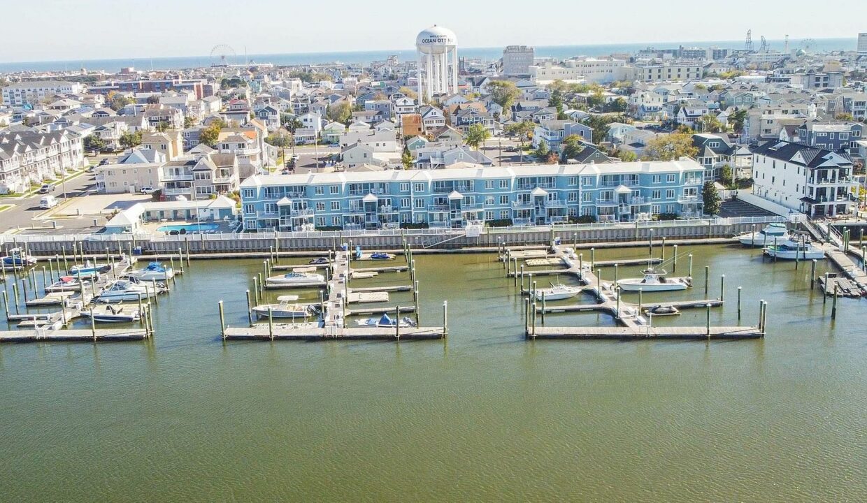 Shore Homes & Living - Between 7th and 8th Bayfront, Ocean City, NJ 08226
