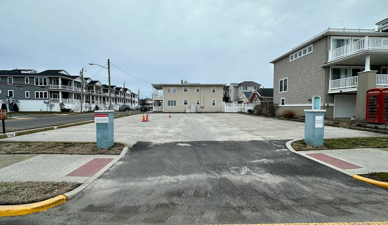 Shore Homes & Living - Between 7th and 8th Bayfront, Ocean City, NJ 08226