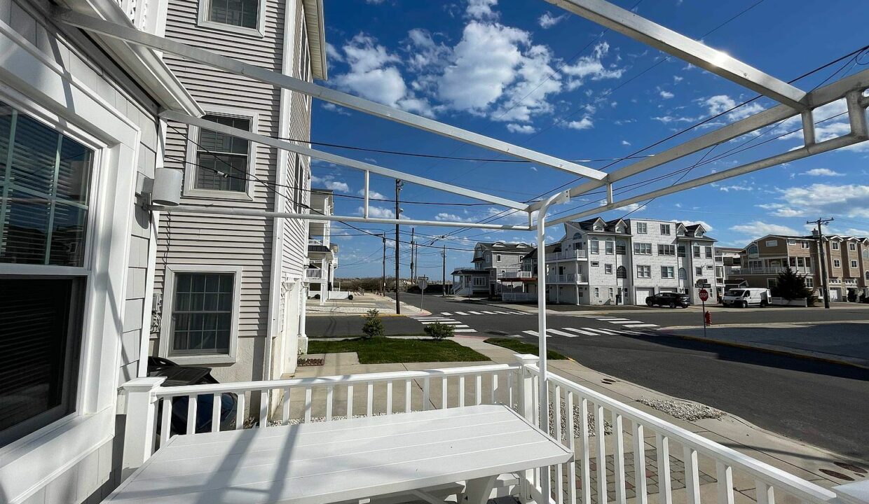 Shore Homes & Living - 25 52nd St FLOOR 1, Sea Isle City, NJ 08243