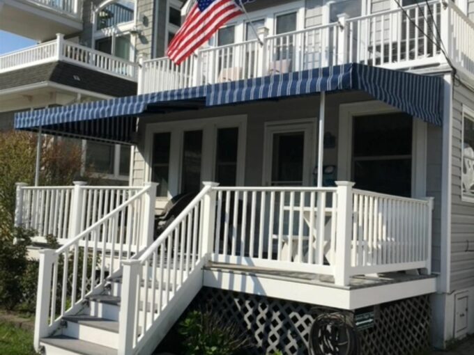 Shore Homes & Living Featuring This 3 Bed Townhouse In Sea Isle City