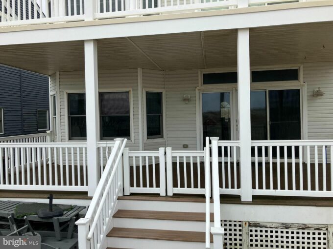 Shore Homes & Living Featuring This 4 Bed Apartment In Ocean City